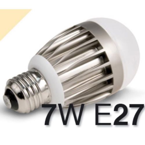 Hamlet XLD277W40 LED 7W attacco E27 luce calda 400LM